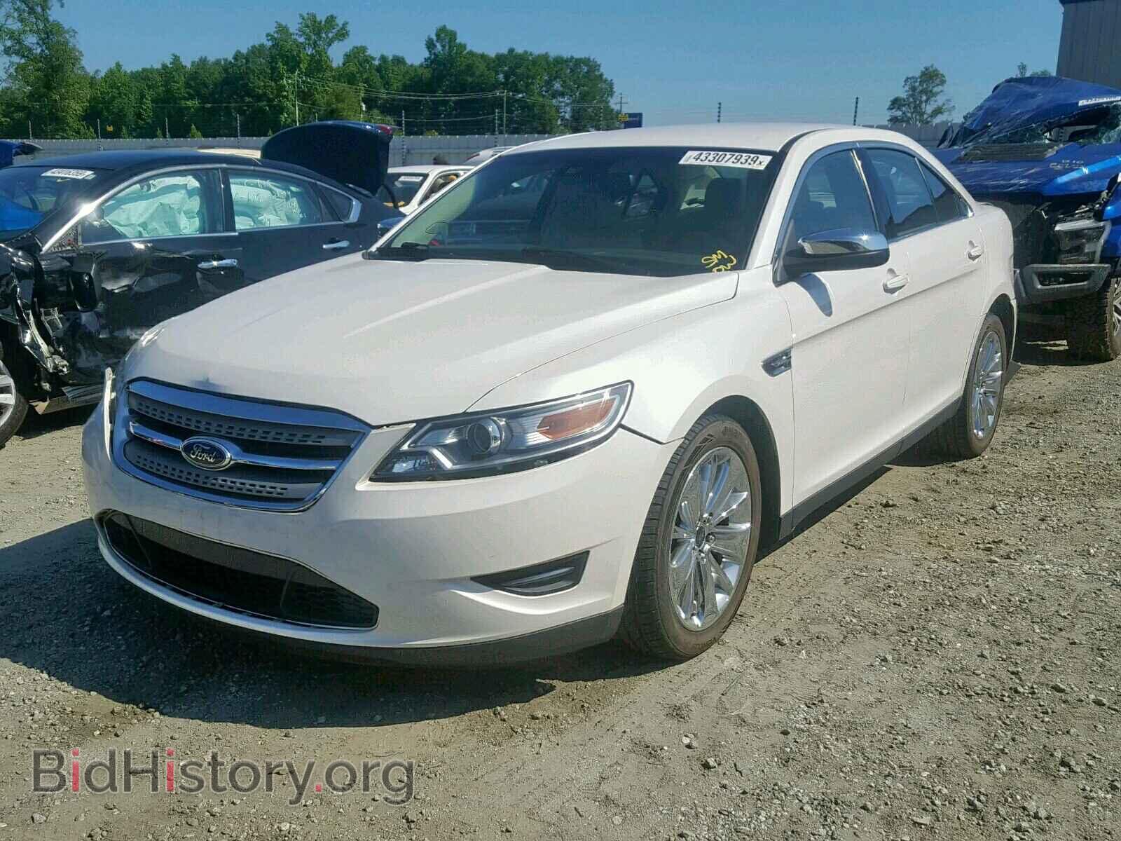 2011 FORD TAURUS - VIN: 1FAHP2FWXBG108616 - Фото 2