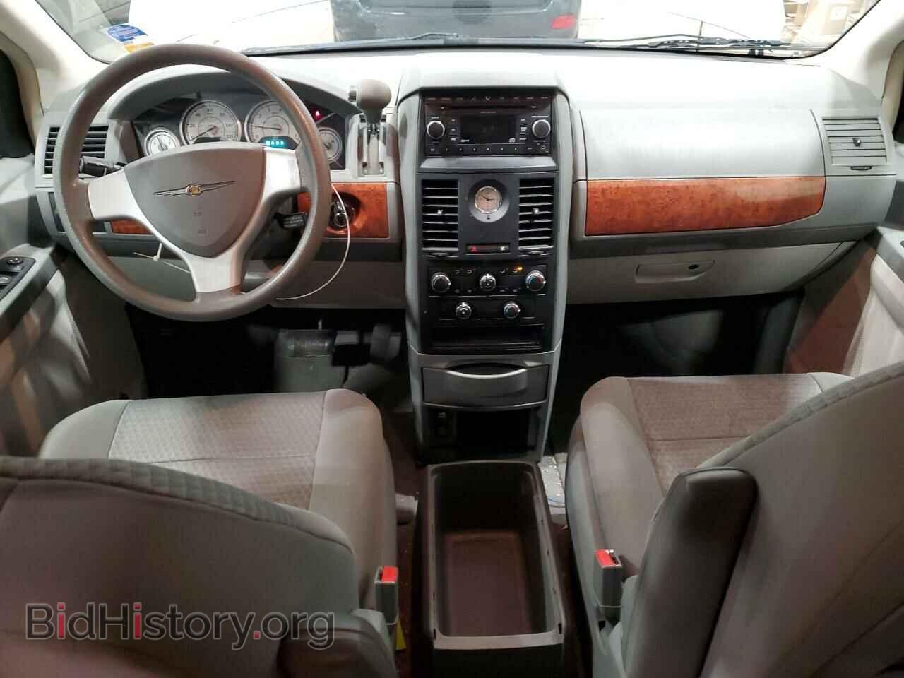 2008 CHRYSLER MINIVAN - VIN: 2A8HR44H38R606743 - Фото 8
