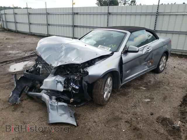 2010 CHRYSLER SEBRING - VIN: 1C3BC6EV9AN205817 - Фото 2