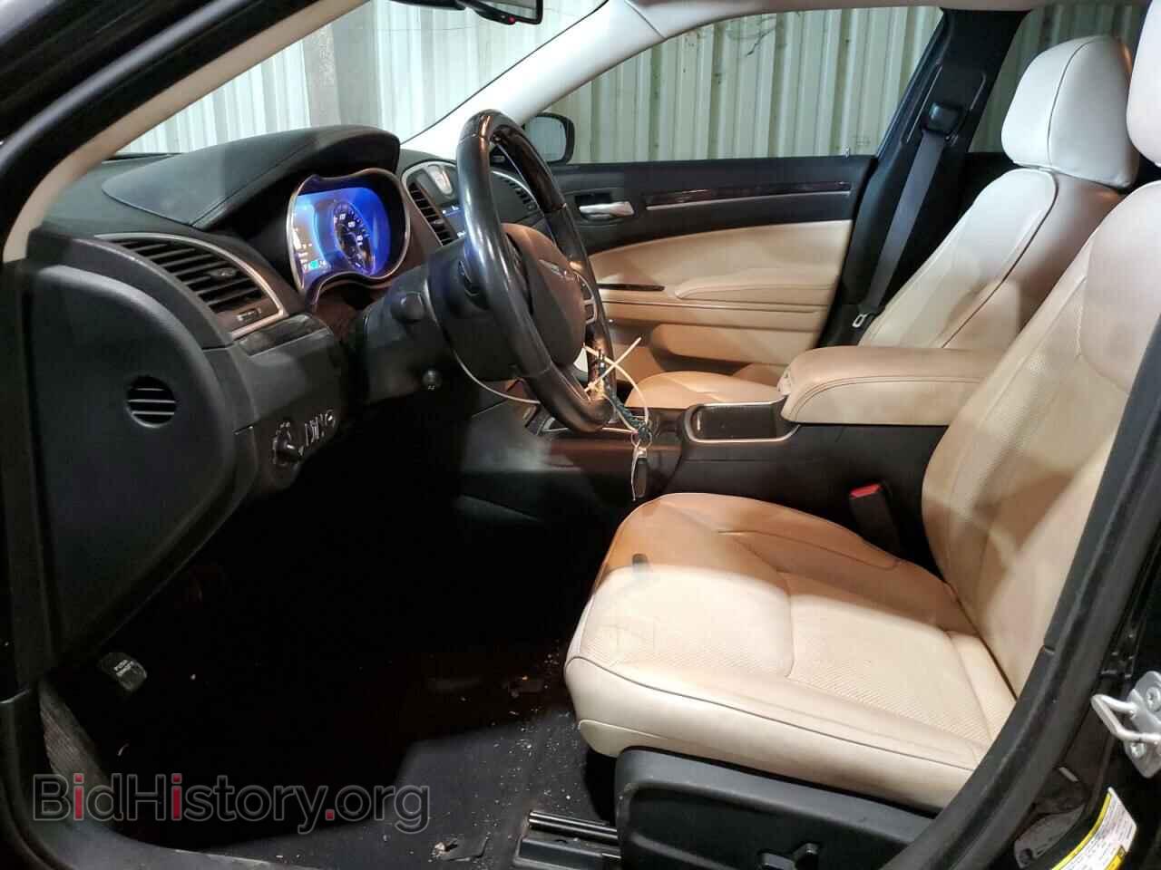 2019 CHRYSLER 300 - VIN: 2C3CCAEG0KH693557 - Фото 7