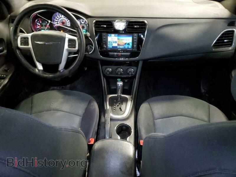 2012 Chrysler 200 (VIN 1C3CCBBB4CN173711) — фото 8 из 12