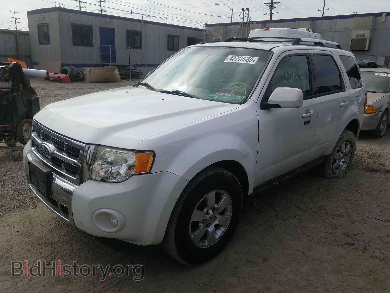 2011 FORD ESCAPE - VIN: 1FMCU0E76BKA63436 - Photo 2