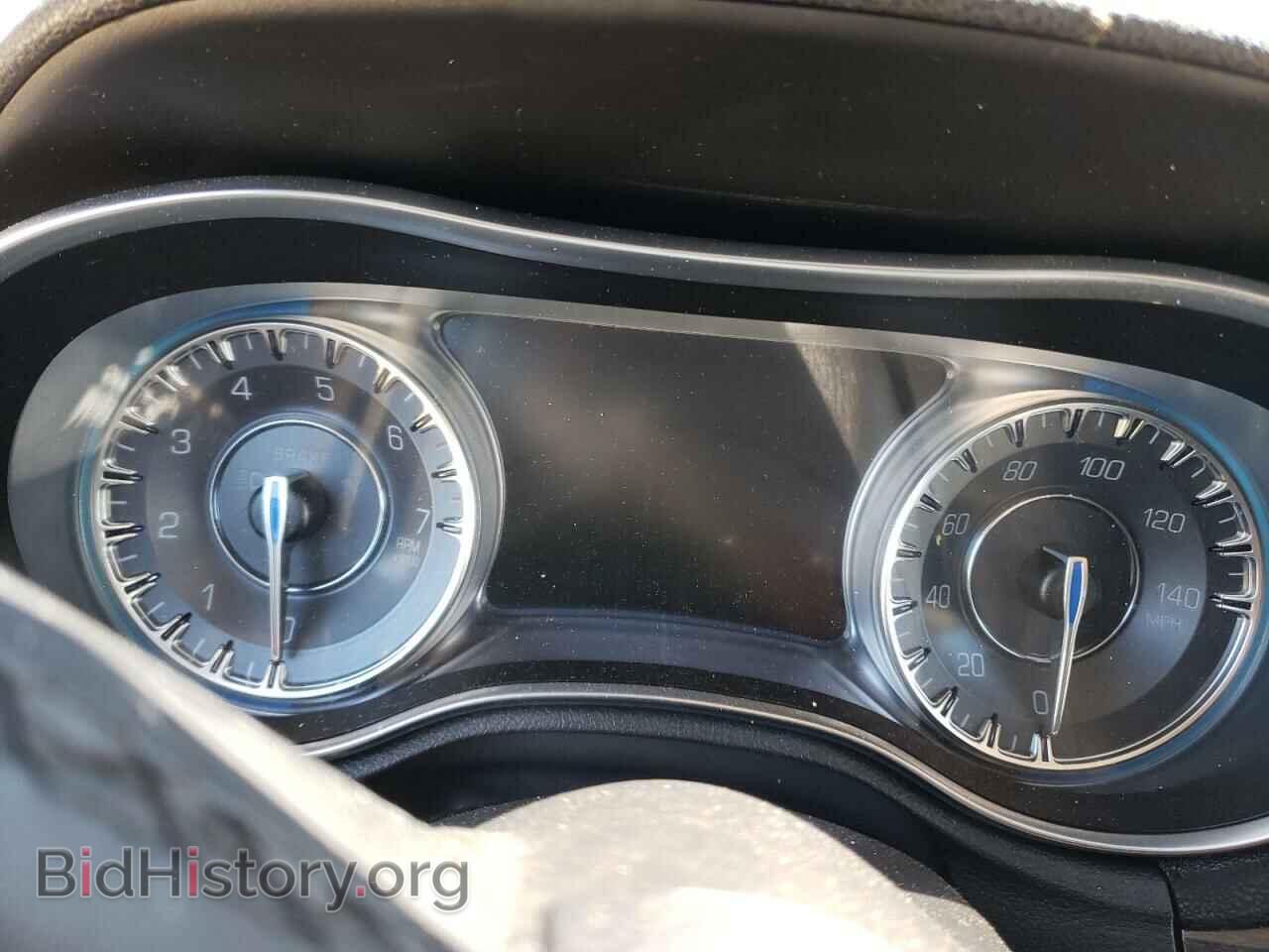 2017 CHRYSLER 300 - VIN: 2C3CCAAG9HH577353 - Фото 8