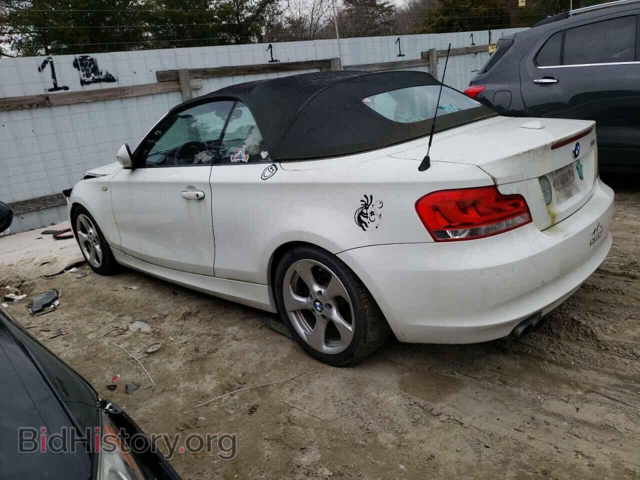 2012 BMW 1 SERIES - VIN: WBAUL7C5XCVM82179 - Photo 2