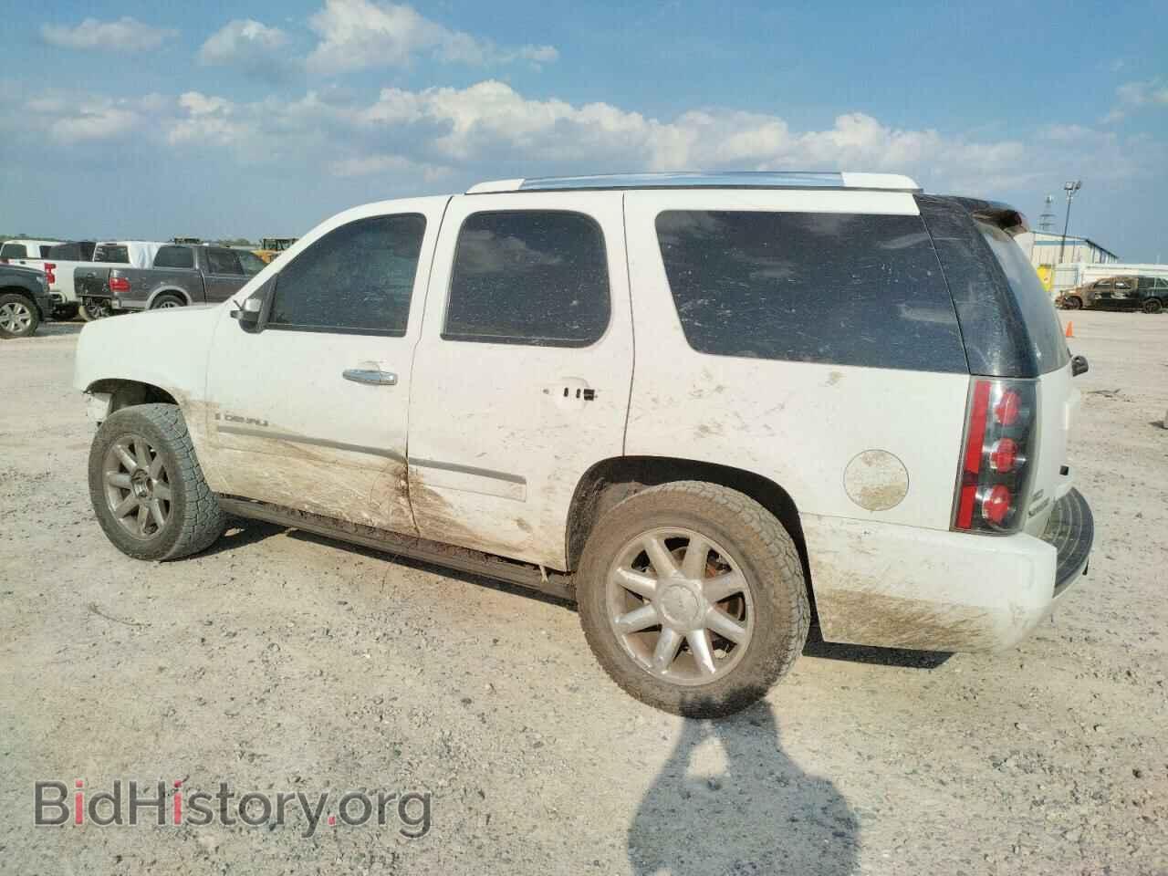 2009 GMC YUKON - VIN: 1GKFC03259R265895 - Фото 2