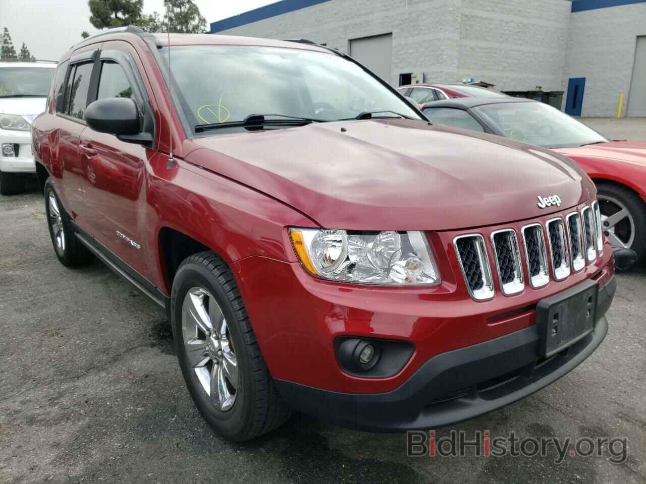 Фотография 1J4NT1FA2BD137756 - JEEP COMPASS 2011