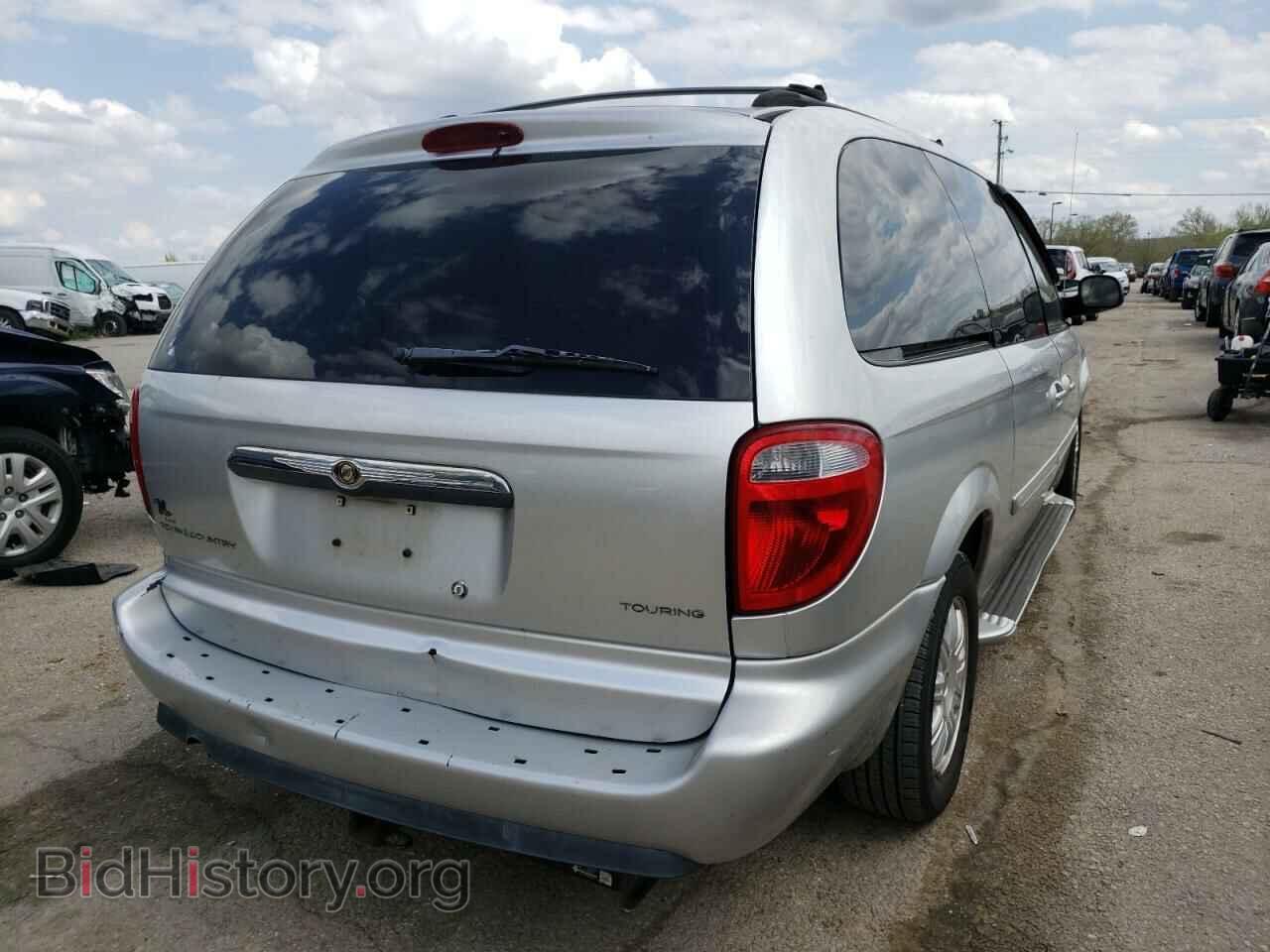 2006 CHRYSLER MINIVAN - VIN: 2A4GP54L56R756394 - Фото 4