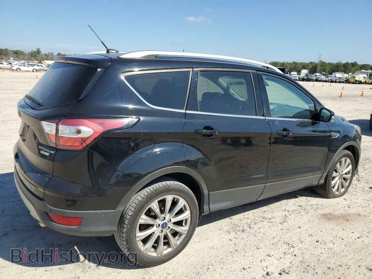 2017 FORD ESCAPE - VIN: 1FMCU0J98HUD86911 - Фото 3
