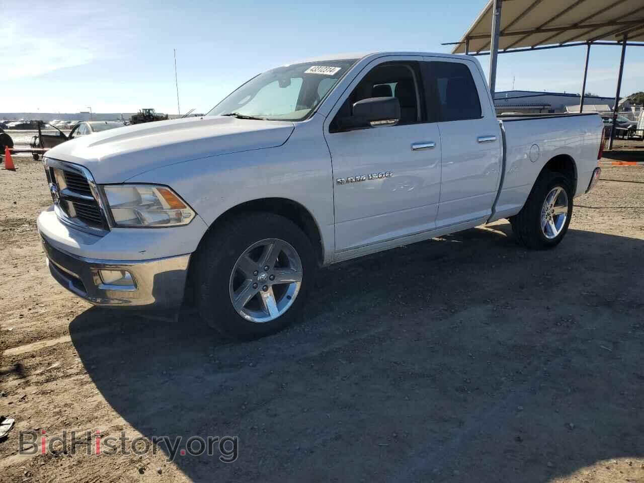 Photo 1D7RV1GT5BS567025 - DODGE All Models 2011