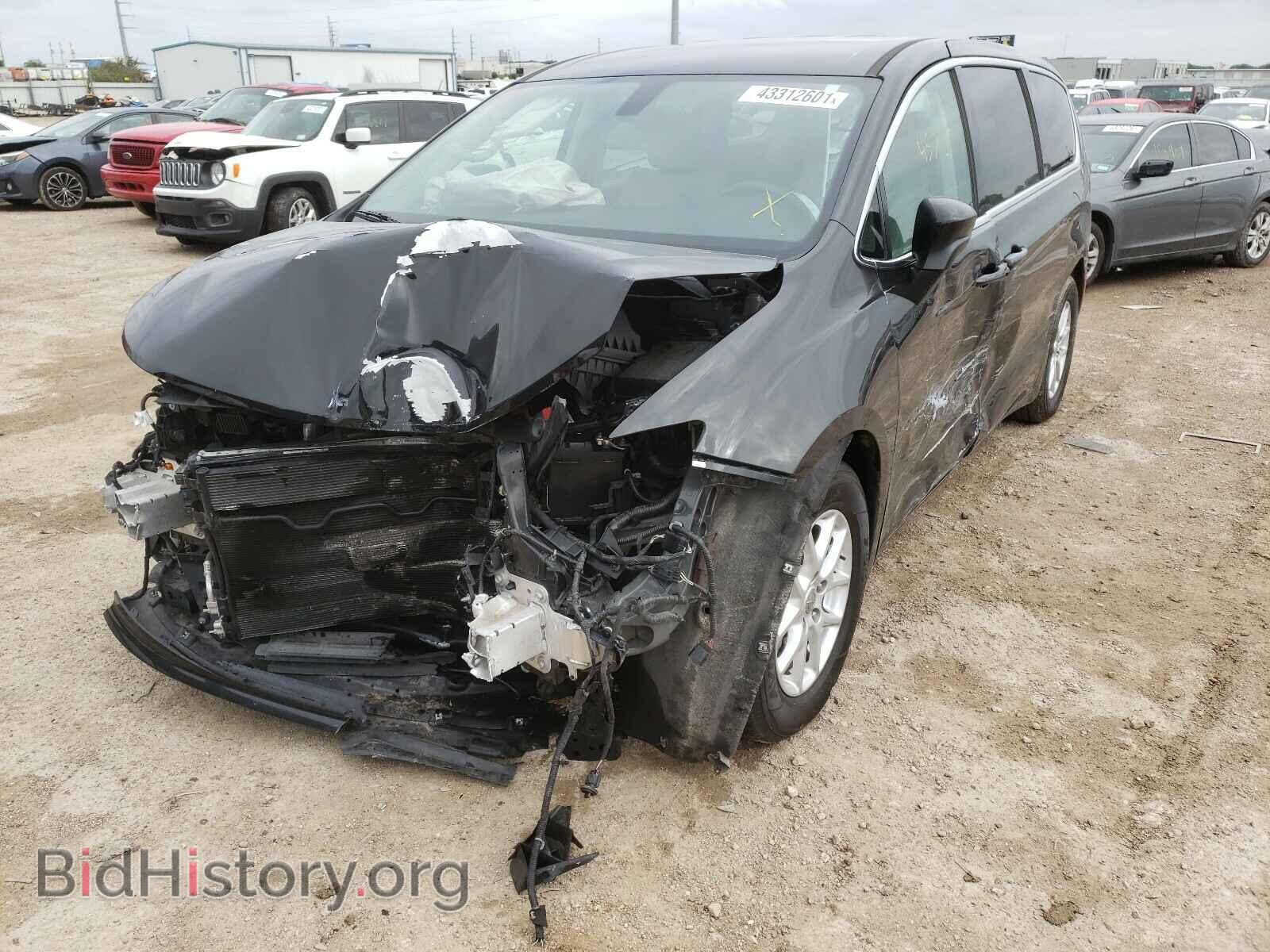 2017 CHRYSLER PACIFICA - VIN: 2C4RC1DG9HR513857 - Photo 2