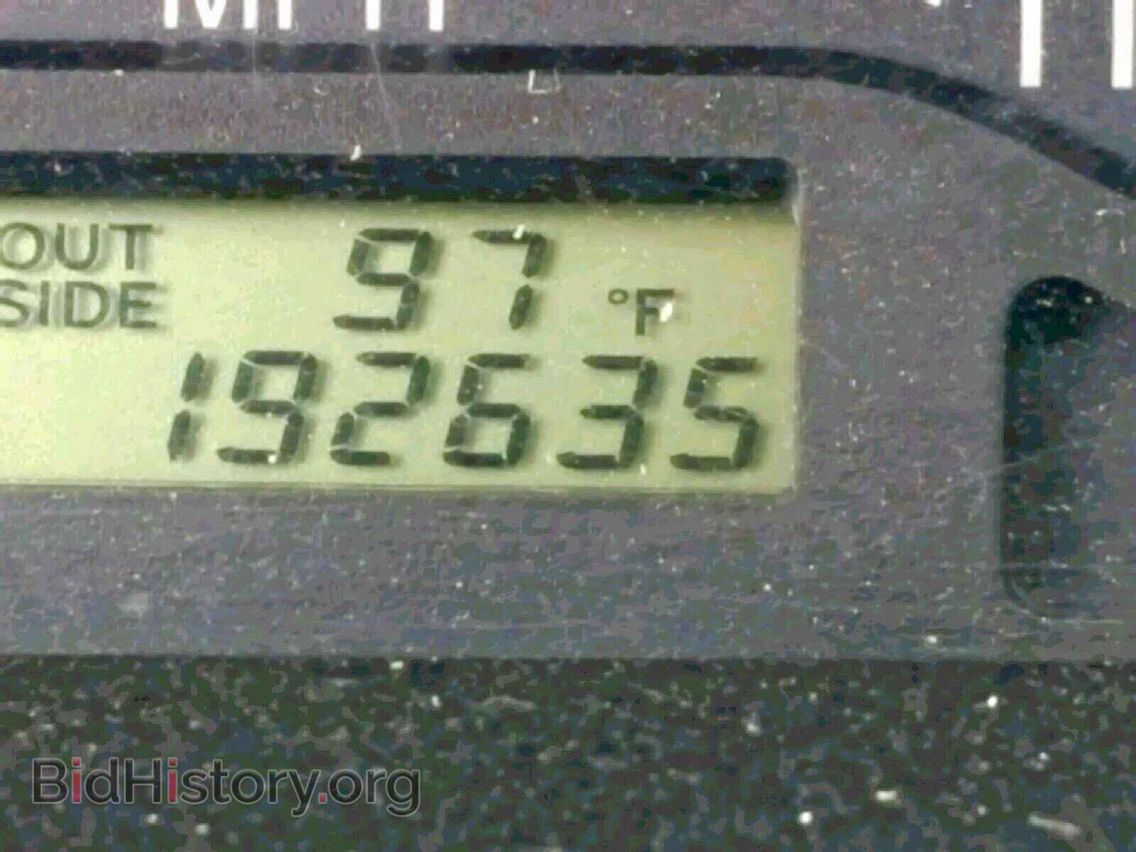 2005 TOYOTA COROLLA - VIN: JTDBR32E752067344 - Фото 8