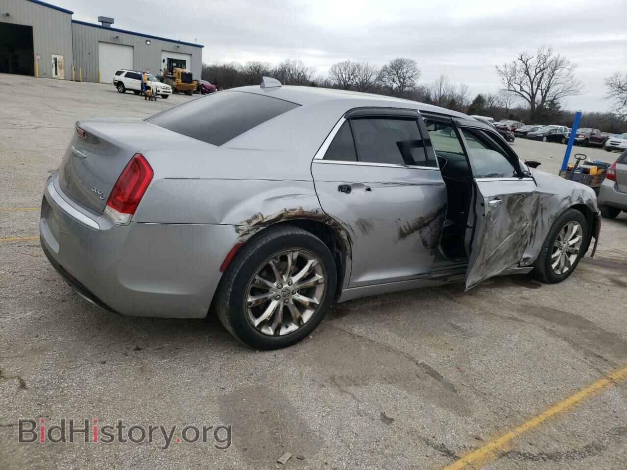 2016 CHRYSLER 300 - VIN: 2C3CCAKG1GH111414 - Фото 3
