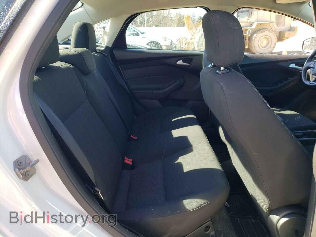 2016 FORD FOCUS - VIN: 1FADP3F22GL310351 - Photo 10
