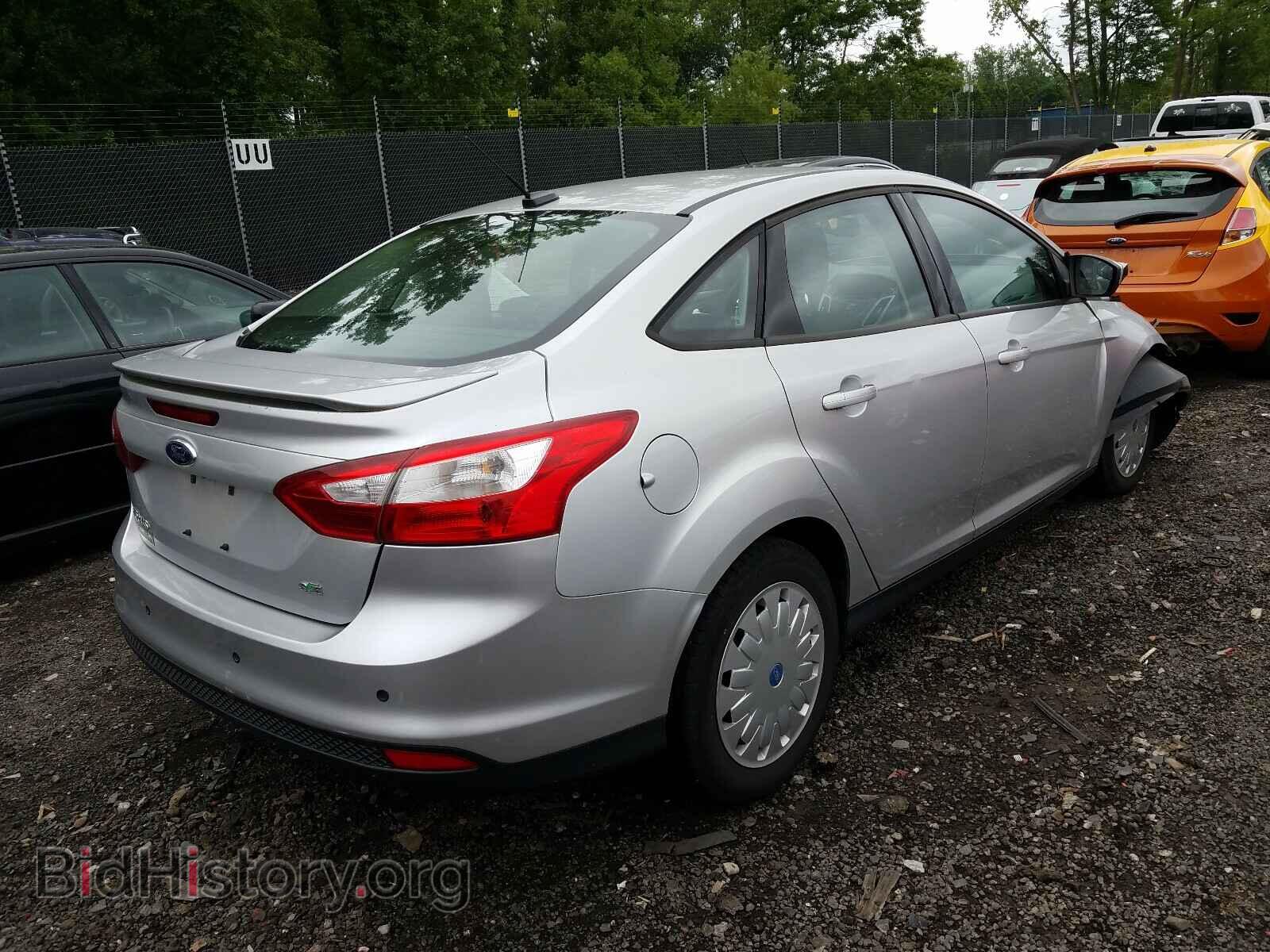 2012 FORD FOCUS - VIN: 1FAHP3F20CL171509 - Photo 4