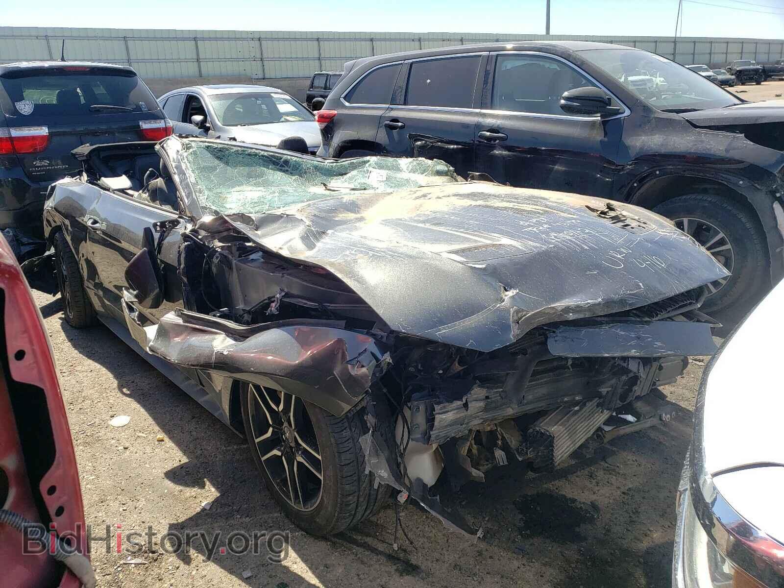 Photo 1FATP8UHXL5120876 - FORD MUSTANG 2020