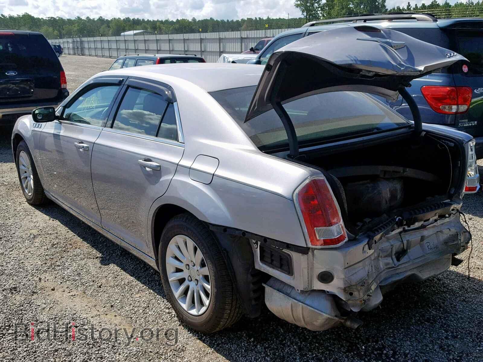 2013 CHRYSLER 300 - VIN: 2C3CCAAG7DH630769 - Photo 3