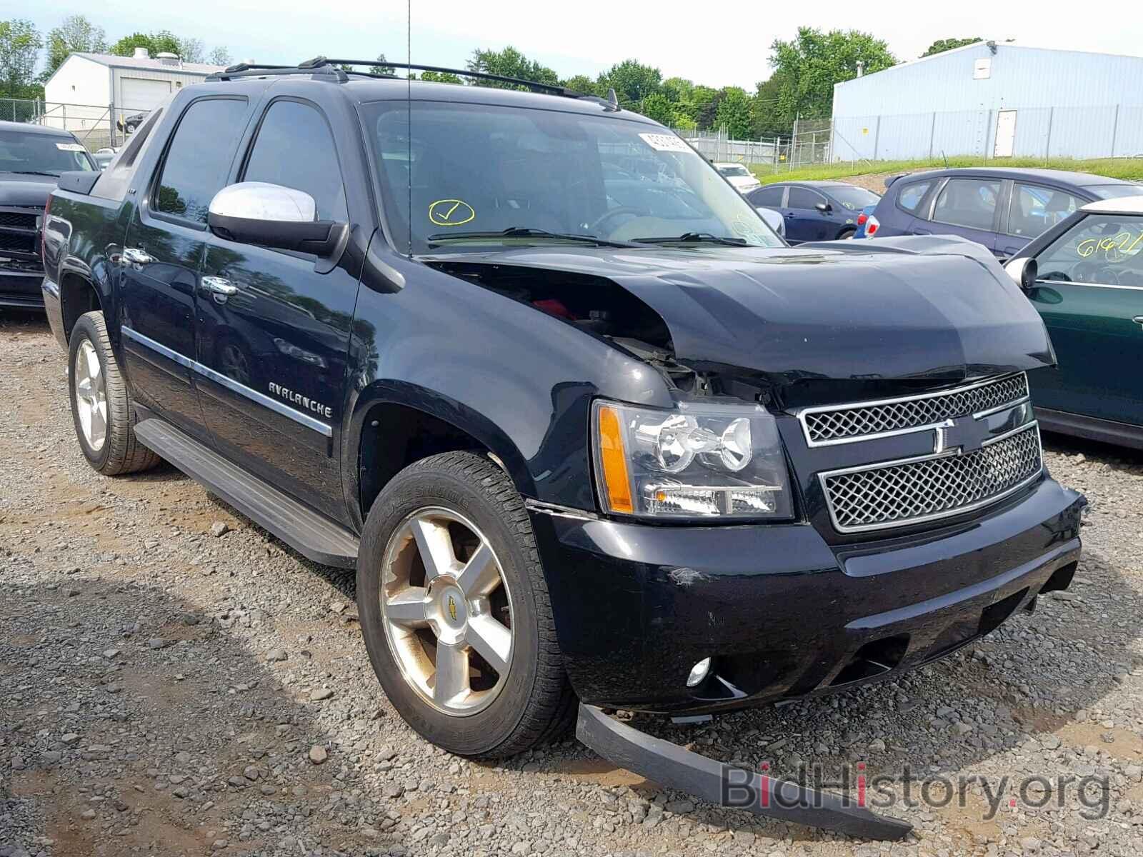 Photo 3GNVKGE00AG201239 - CHEVROLET AVALANCHE 2010