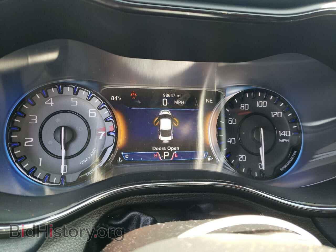 2015 CHRYSLER 200 - VIN: 1C3CCCBG3FN518801 - Фото 8