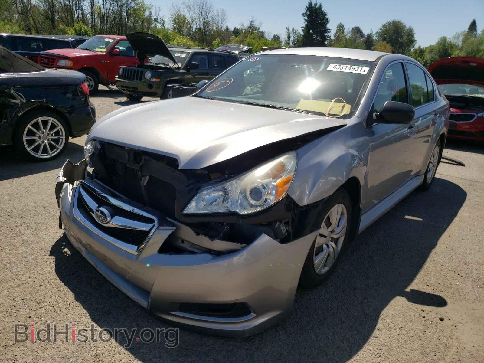 2011 SUBARU LEGACY - VIN: 4S3BMBA65B3240514 - Фото 2