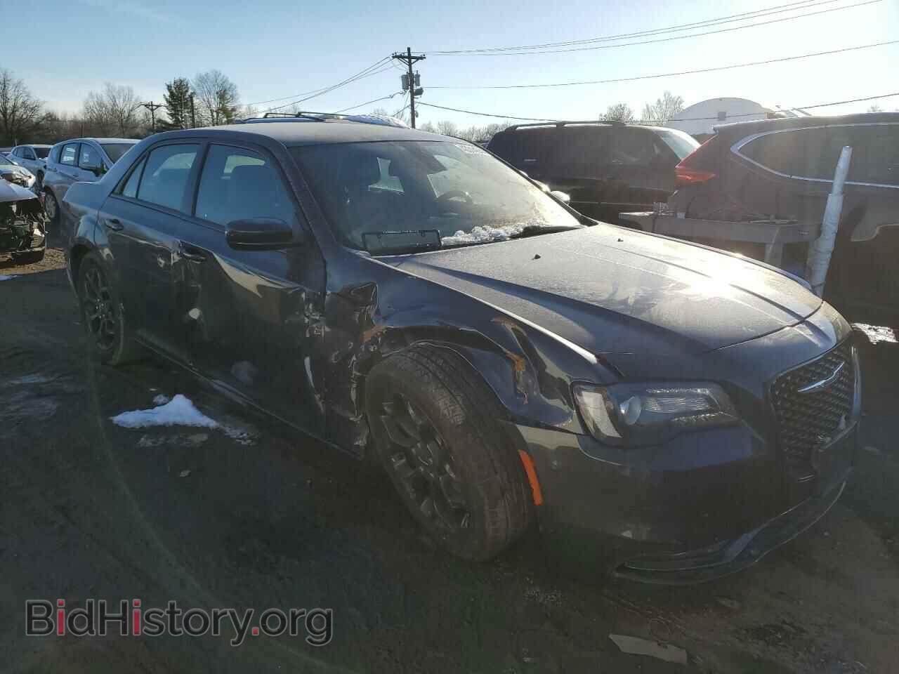 2019 CHRYSLER 300 - VIN: 2C3CCAGG8KH690807 - Photo 4