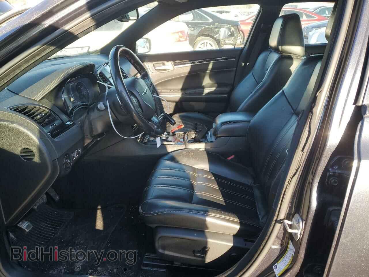 2019 CHRYSLER 300 - VIN: 2C3CCAGG8KH690807 - Photo 7