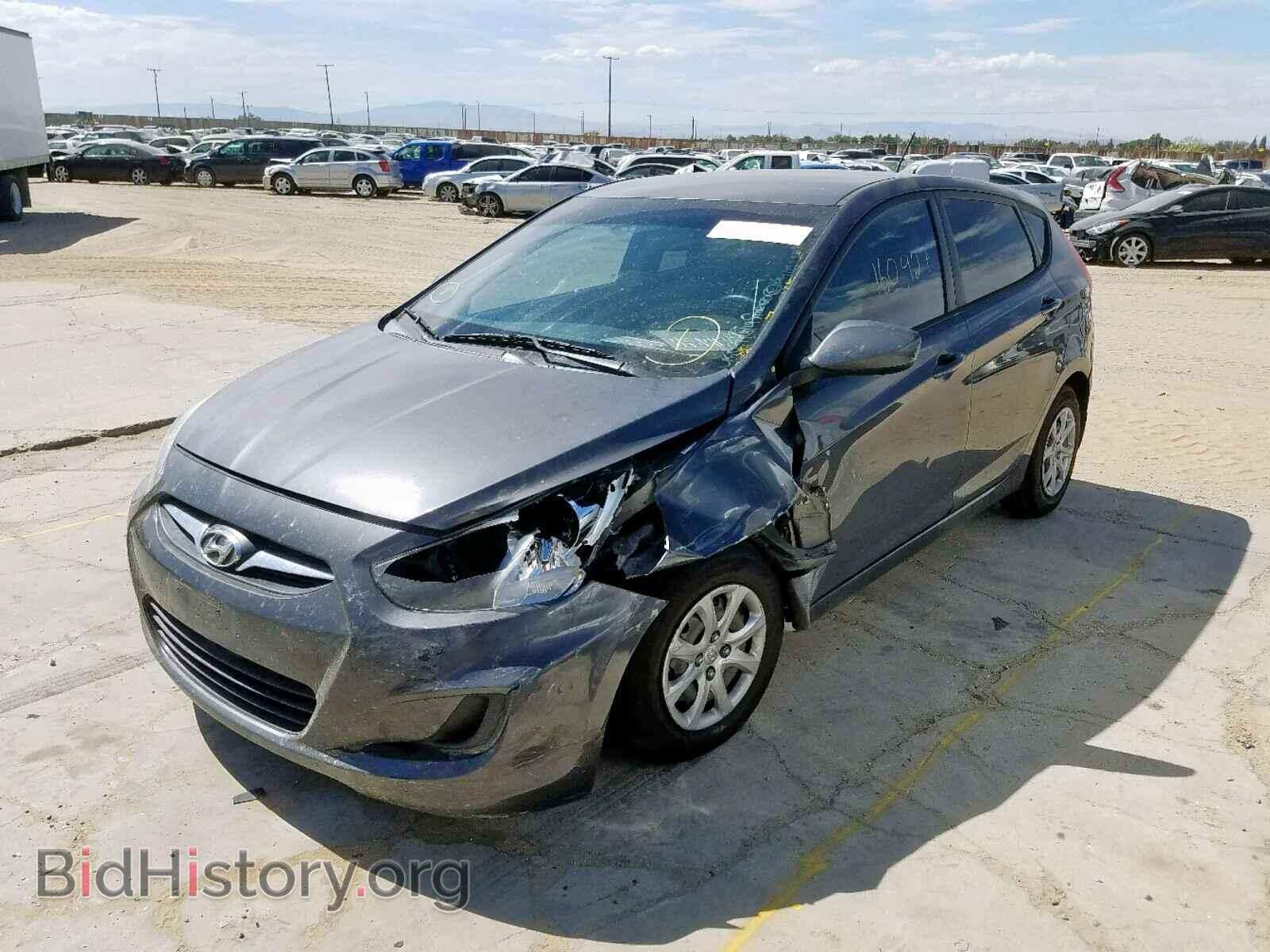 2013 HYUNDAI ACCENT - VIN: KMHCT5AE3DU071652 - Фото 2