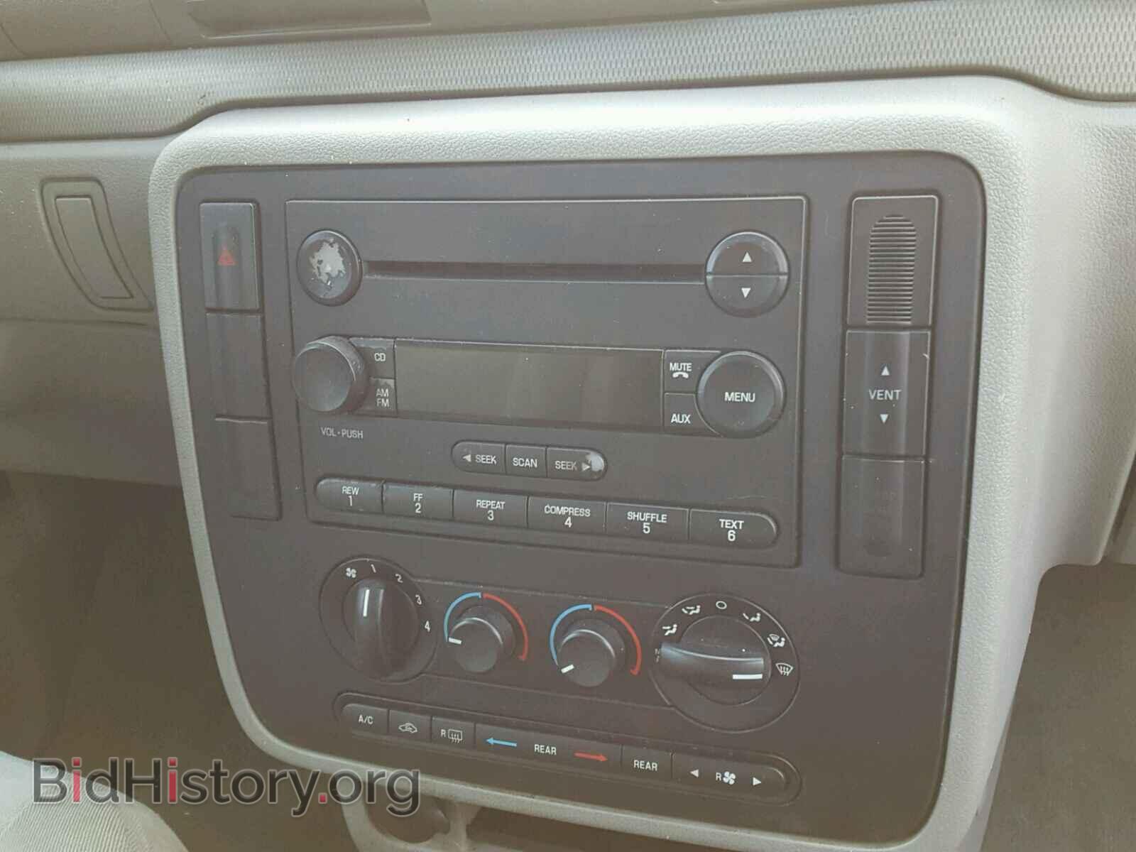 2005 FORD FREESTAR - VIN: 2FMZA57605BA11979 - Фото 9