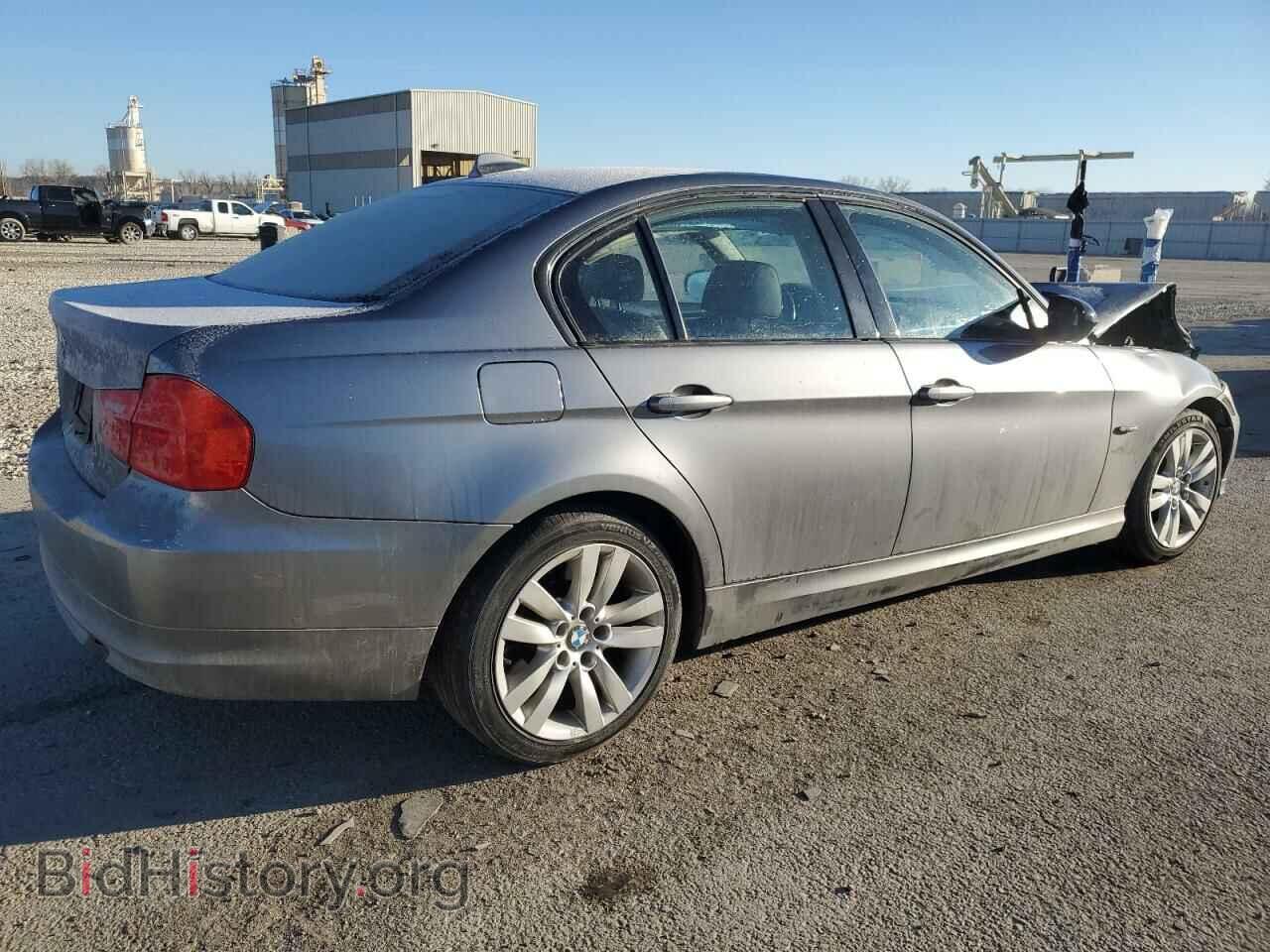 2009 BMW 3 SERIES - VIN: WBAPL33529A515228 - Фото 3