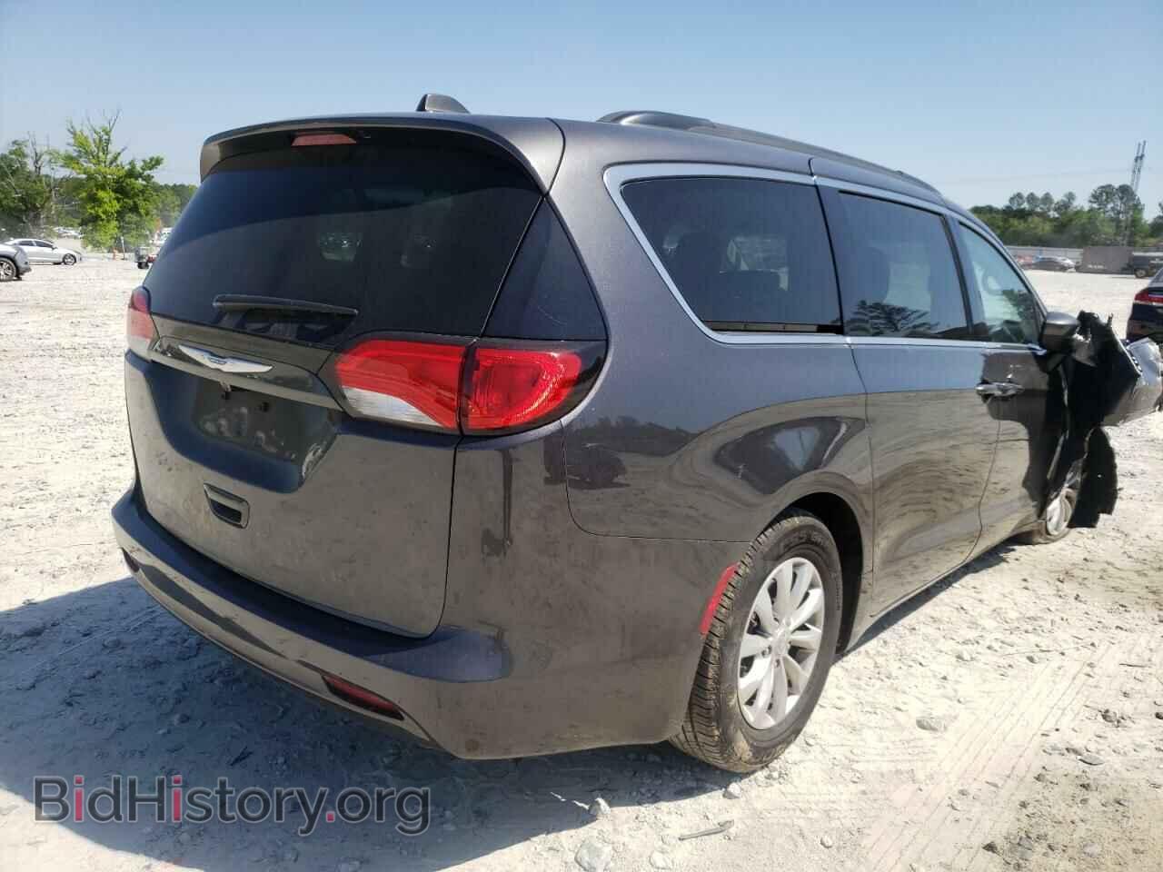 2017 CHRYSLER PACIFICA - VIN: 2C4RC1DG0HR654025 - Photo 4