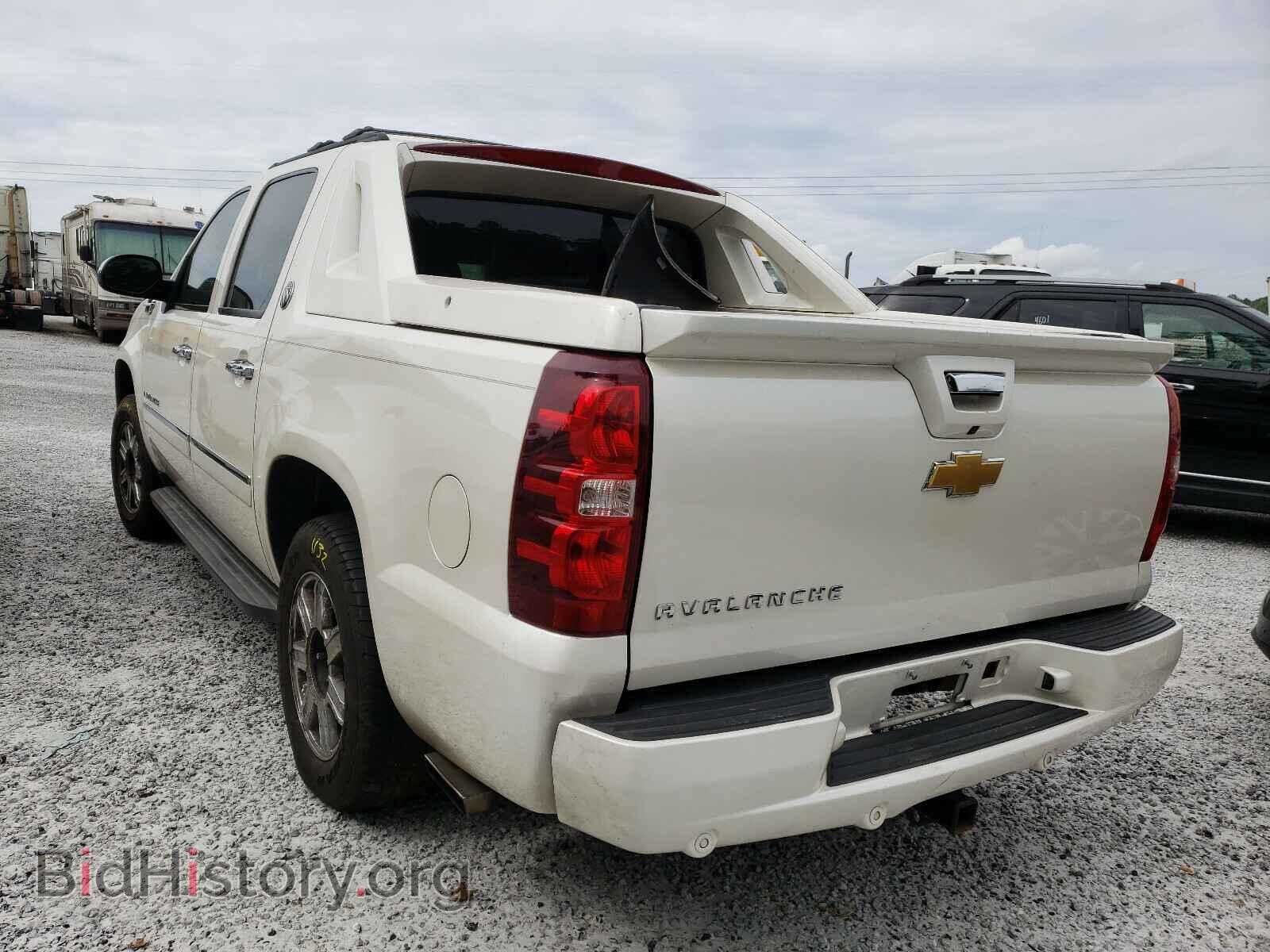 2013 CHEVROLET AVALANCHE - VIN: 3GNMCGE03DG182246 - Фото 3