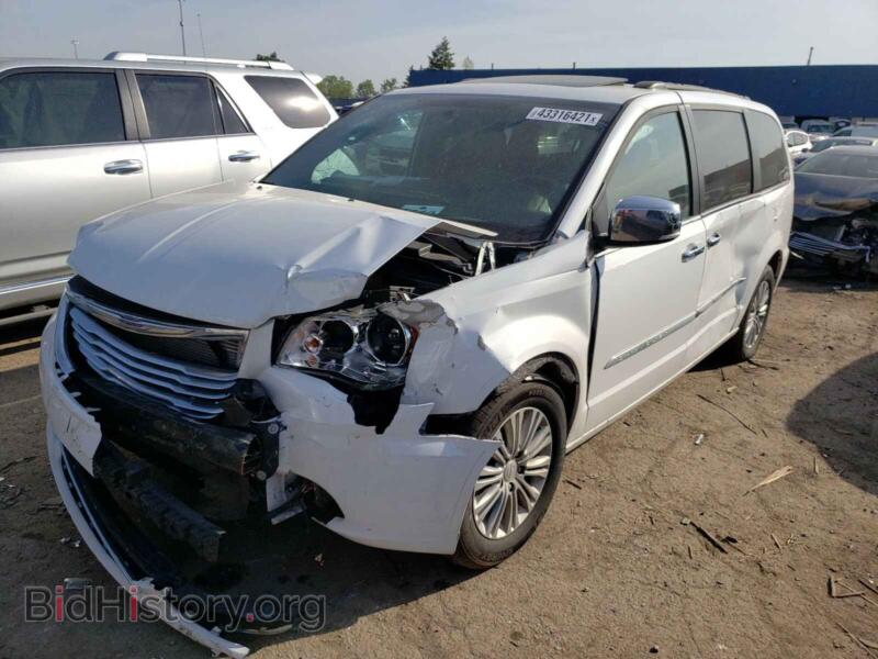 2016 Chrysler MINIVAN (VIN 2C4RC1CG5GR167273) — photo 2 of 10