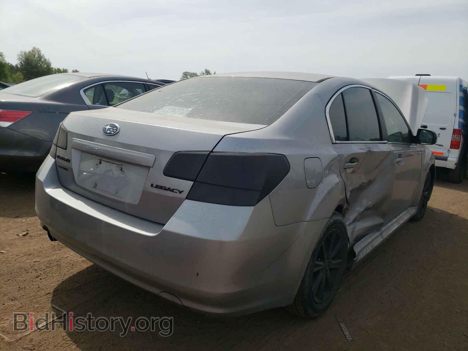 2010 SUBARU LEGACY - VIN: 4S3BMCG67A3235441 - Фото 4