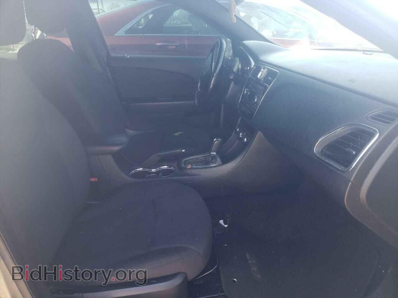 2012 CHRYSLER 200 - VIN: 1C3CCBBG1CN228546 - Фото 5