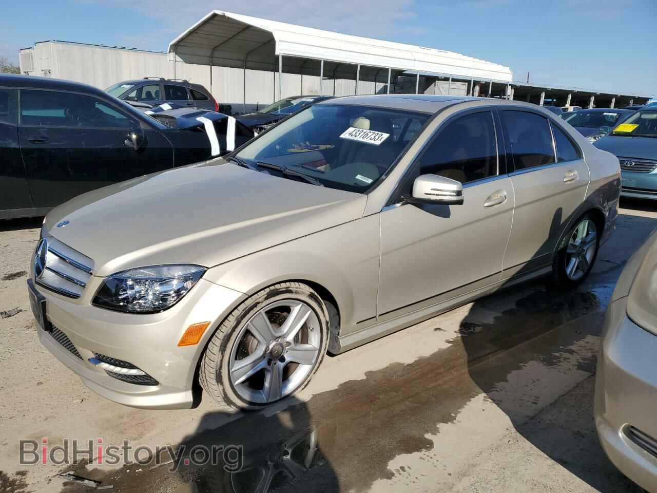 Photo WDDGF5EB8BR150818 - MERCEDES-BENZ C-CLASS 2011