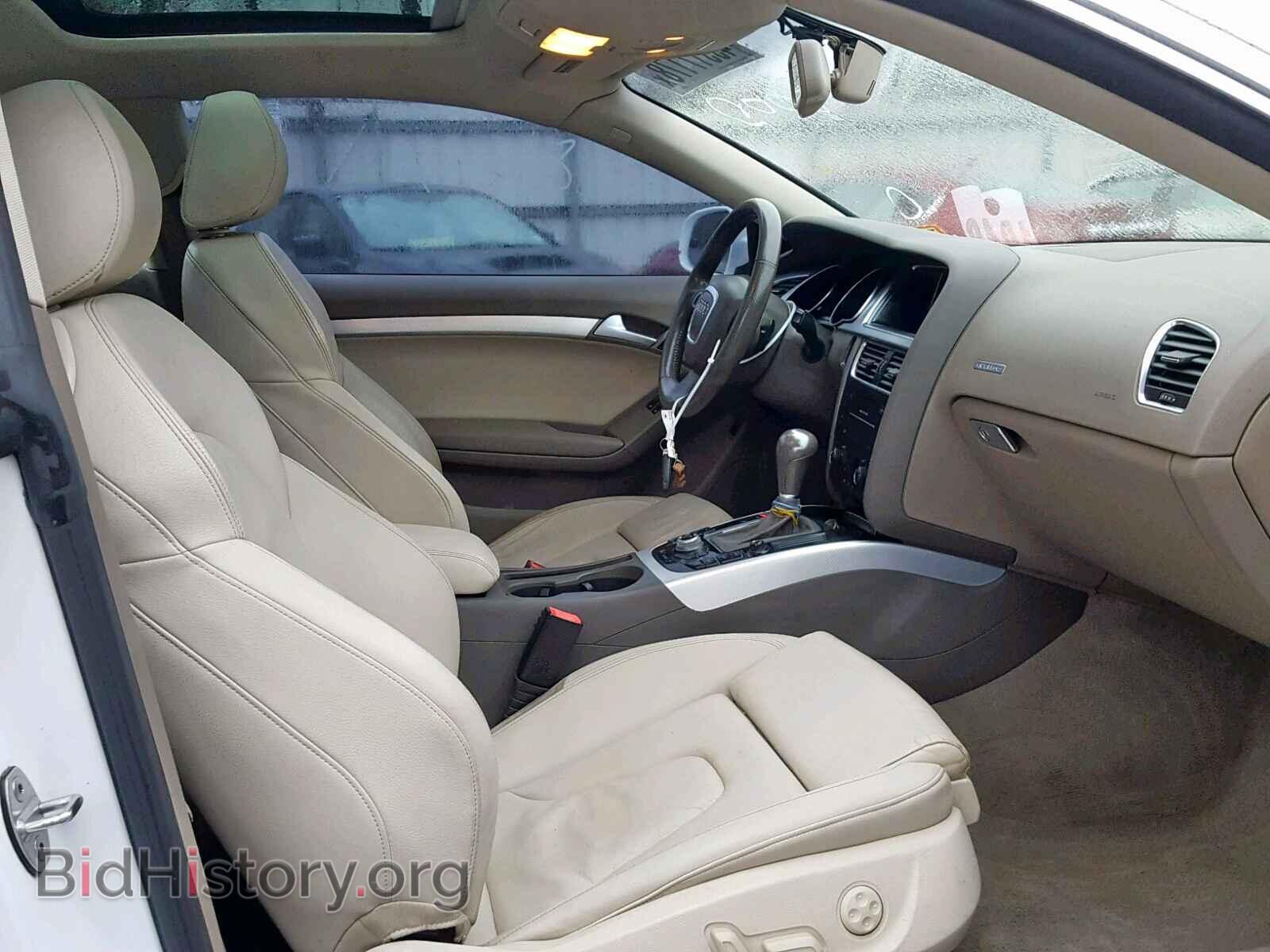 2011 AUDI A5 PREMIUM - VIN: WAULFAFR7BA021526 - Фото 5
