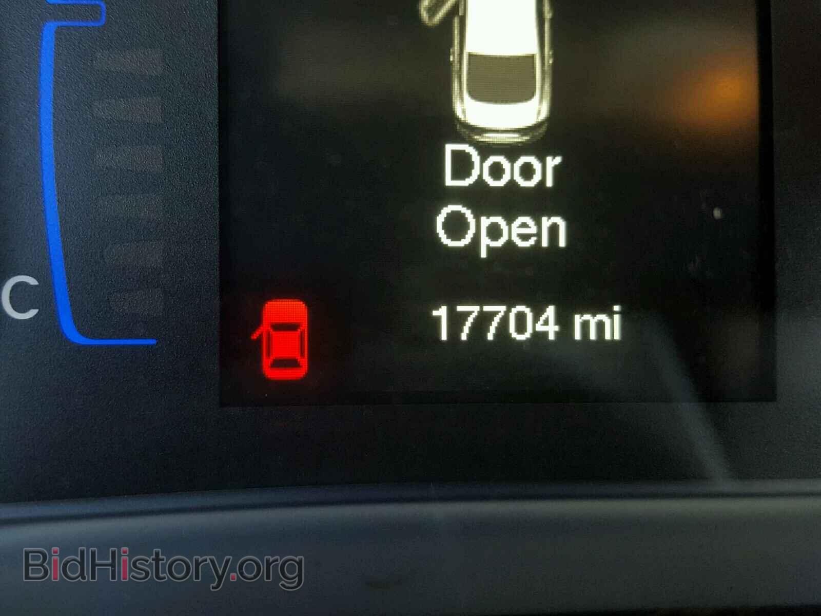 2016 CHRYSLER 200 - VIN: 1C3CCCAB2GN151705 - Photo 8