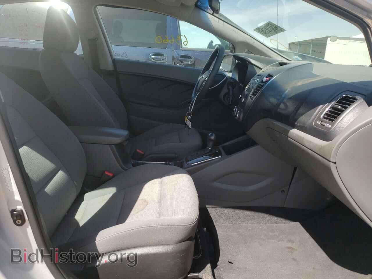 2017 KIA FORTE - VIN: 3KPFK4A7XHE048597 - Фото 5