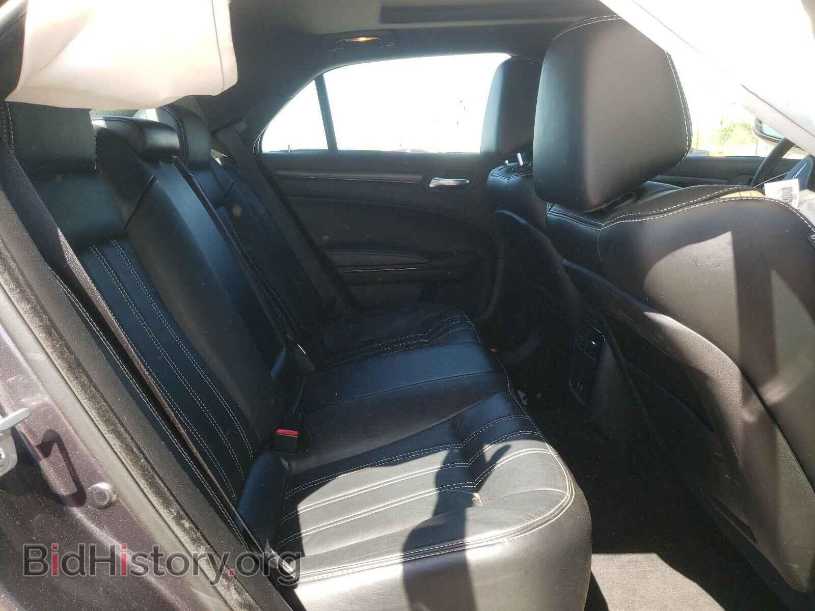 2016 CHRYSLER 300 - VIN: 2C3CCAGG0GH161827 - Фото 6