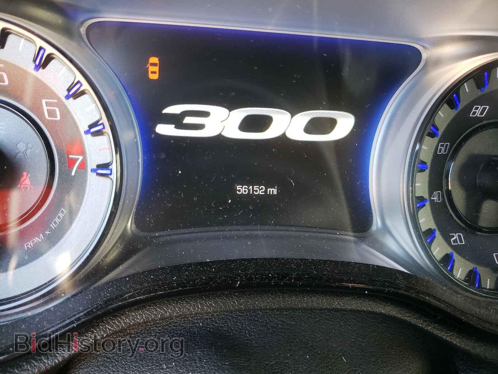 2016 CHRYSLER 300 - VIN: 2C3CCAGG0GH161827 - Фото 8