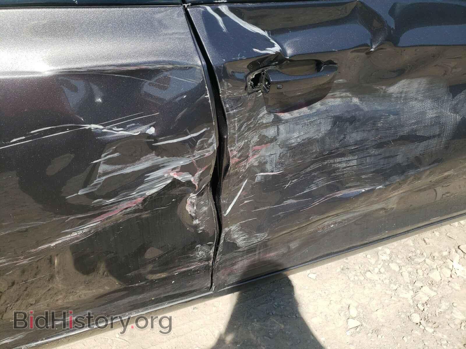 2016 CHRYSLER 300 - VIN: 2C3CCAGG0GH161827 - Фото 9