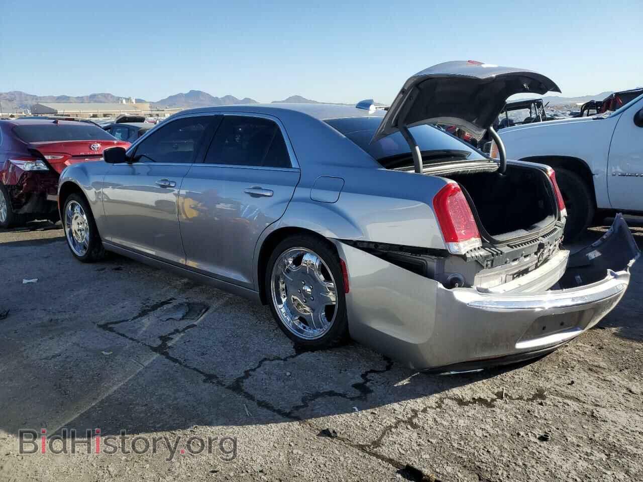 2016 CHRYSLER 300 - VIN: 2C3CCAAG1GH230260 - Фото 2