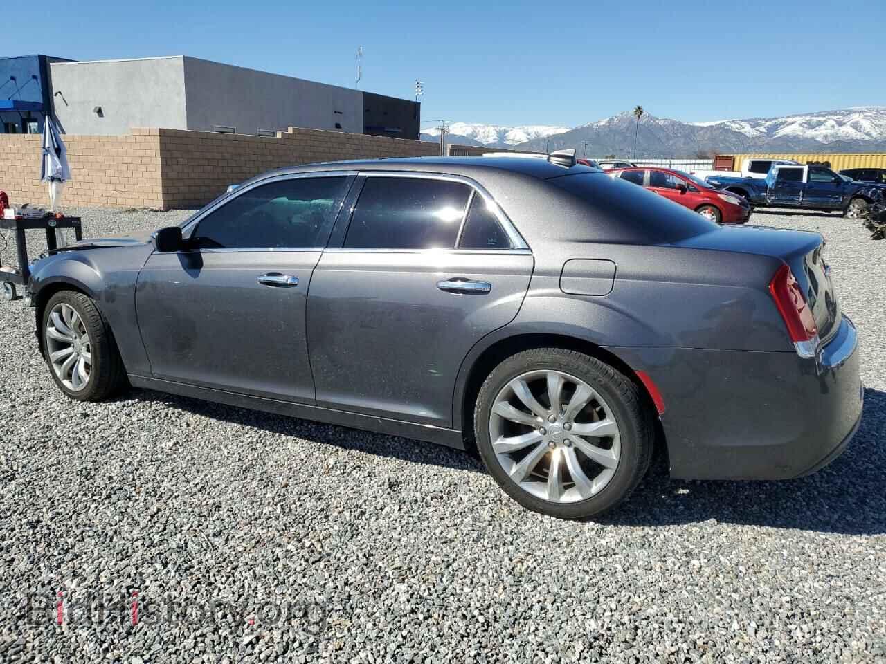 2019 CHRYSLER 300 - VIN: 2C3CCAEG9KH585986 - Фото 2