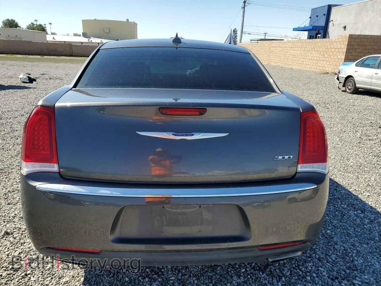 2019 CHRYSLER 300 - VIN: 2C3CCAEG9KH585986 - Фото 6