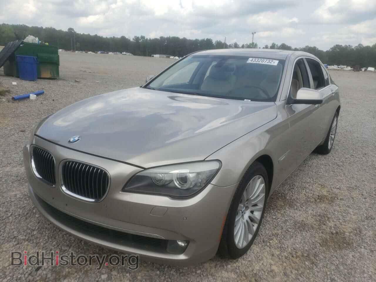 2012 BMW 7 SERIES - VIN: WBAKC8C56CC437863 - Фото 2
