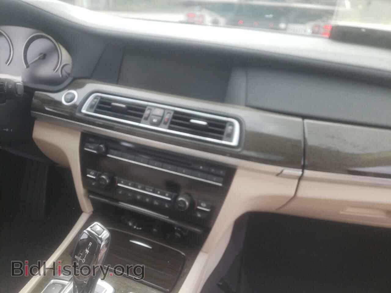 2012 BMW 7 SERIES - VIN: WBAKC8C56CC437863 - Фото 9
