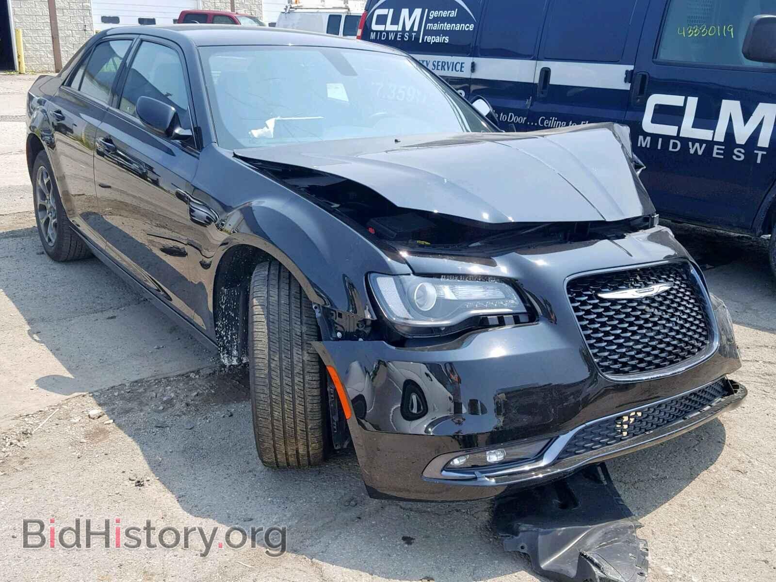 Фотография 2C3CCAGG7JH149293 - CHRYSLER 300 2018