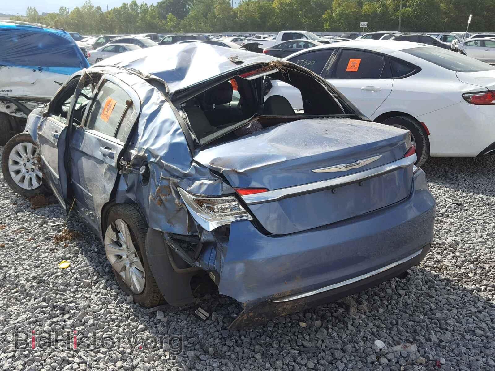 2011 CHRYSLER 200 - VIN: 1C3BC4FB2BN626367 - Фото 3