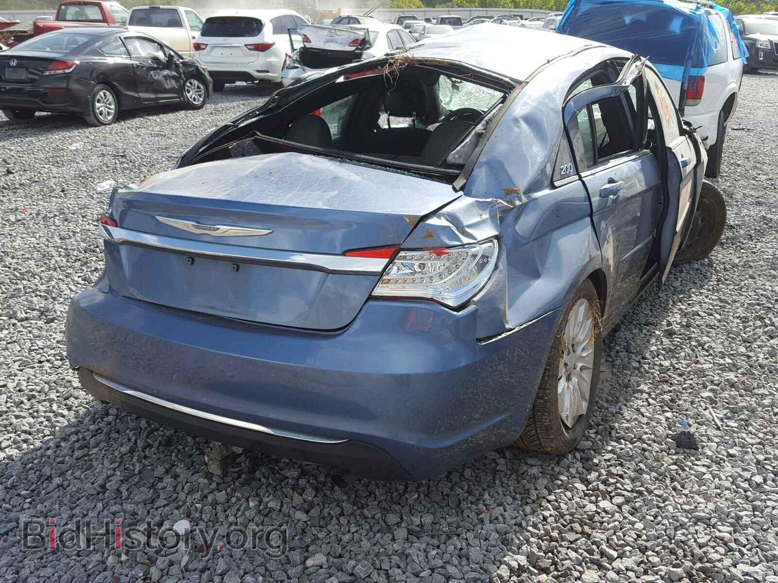 2011 CHRYSLER 200 - VIN: 1C3BC4FB2BN626367 - Фото 4