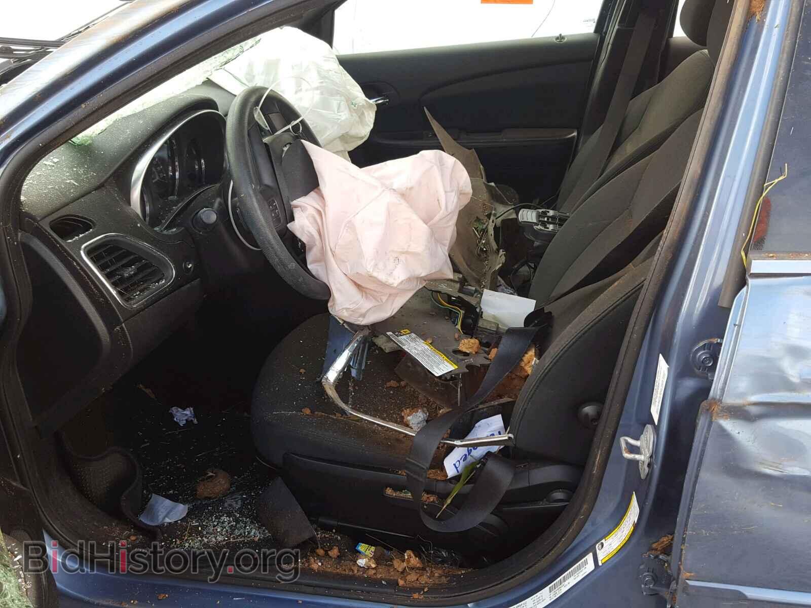 2011 CHRYSLER 200 - VIN: 1C3BC4FB2BN626367 - Фото 5