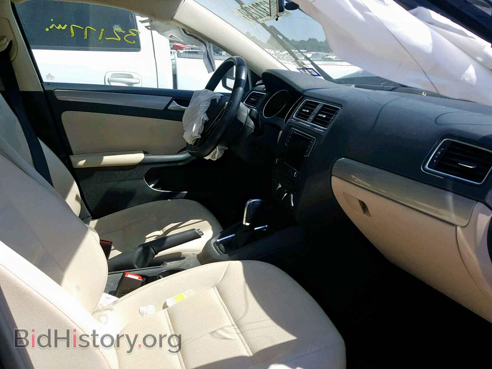 2017 VOLKSWAGEN JETTA - VIN: 3VWDB7AJ8HM351787 - Фото 5